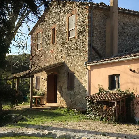 Silence And Relaxation For Families And Couples In The Countryside Of Umbria Apartment